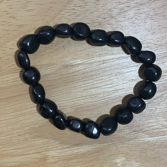 Shungite Nugget Bead Stretch Bracelet - Picture 2 of 6